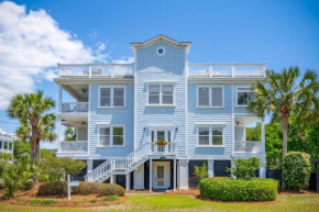 3800 Cameron Boulevard AvantStay Pool Ocean Views Deck